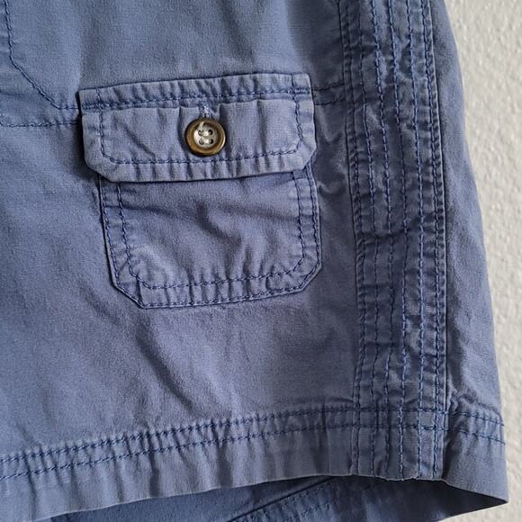 DOCKERS Shorts Mid Rise Curvy Cargo Khaki Style Front Pockets Size 6 Faded Blue - Picture 2 of 9
